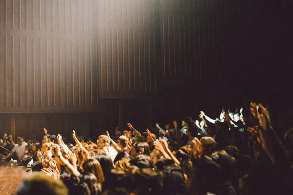 Consecutive or Simultaneous Interpretation